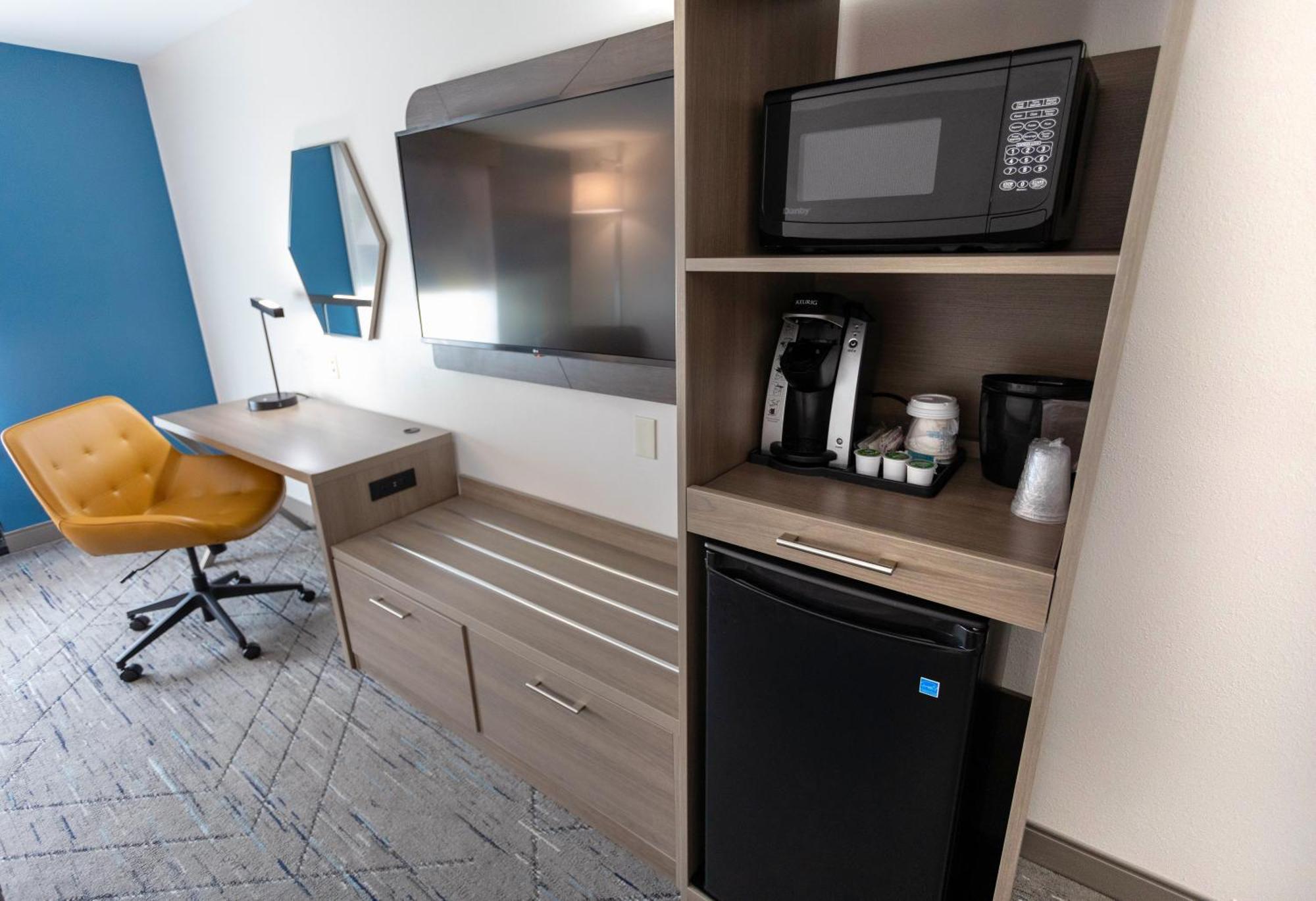 Holiday Inn Express & Suites - Huntsville Airport By Ihg Madison Zewnętrze zdjęcie
