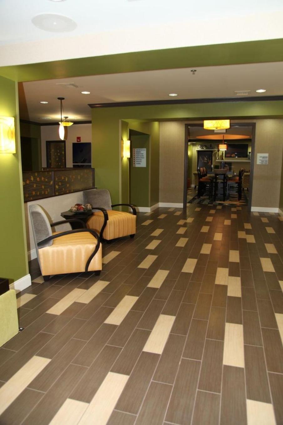 Holiday Inn Express & Suites - Huntsville Airport By Ihg Madison Zewnętrze zdjęcie