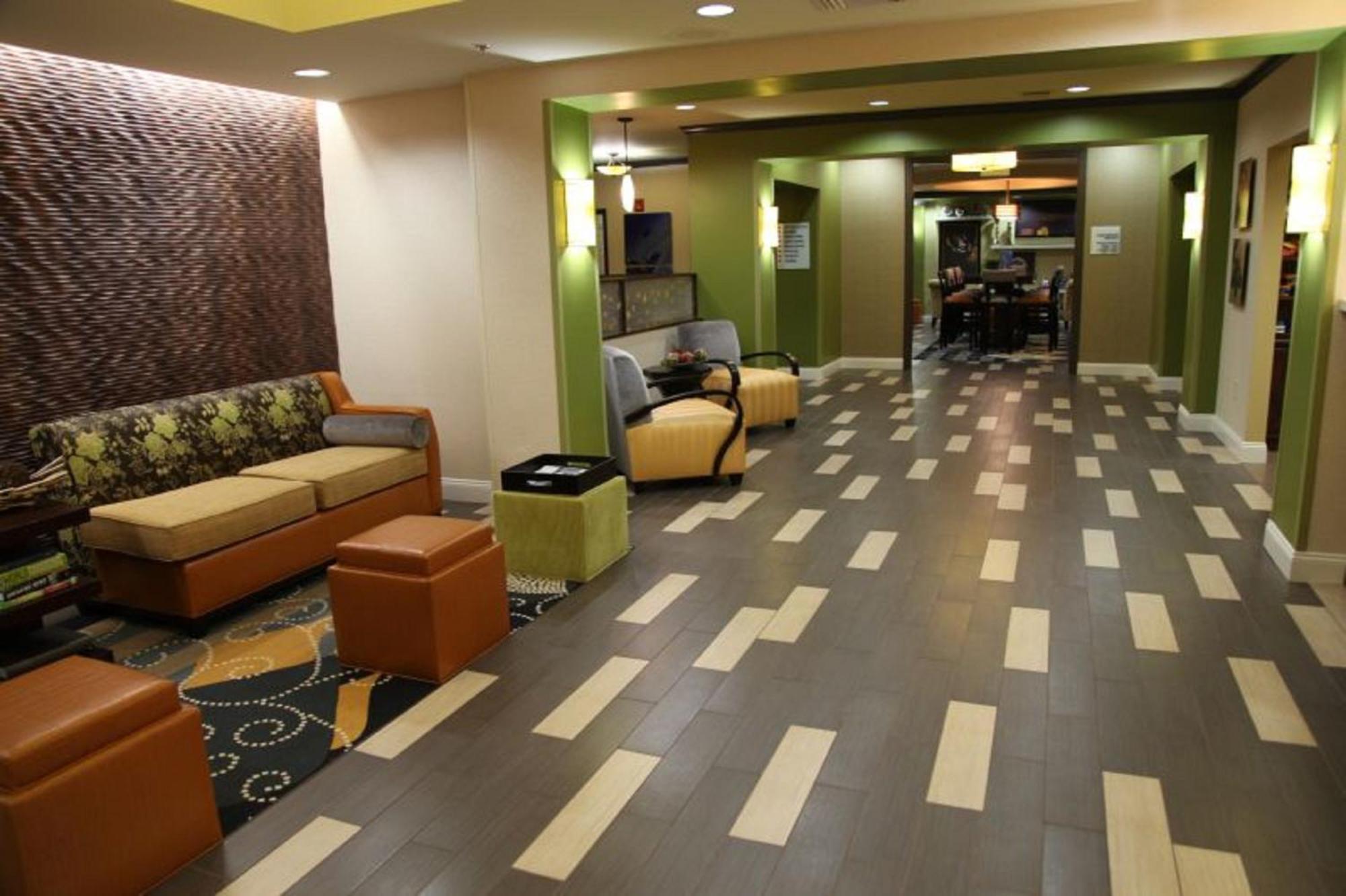 Holiday Inn Express & Suites - Huntsville Airport By Ihg Madison Zewnętrze zdjęcie