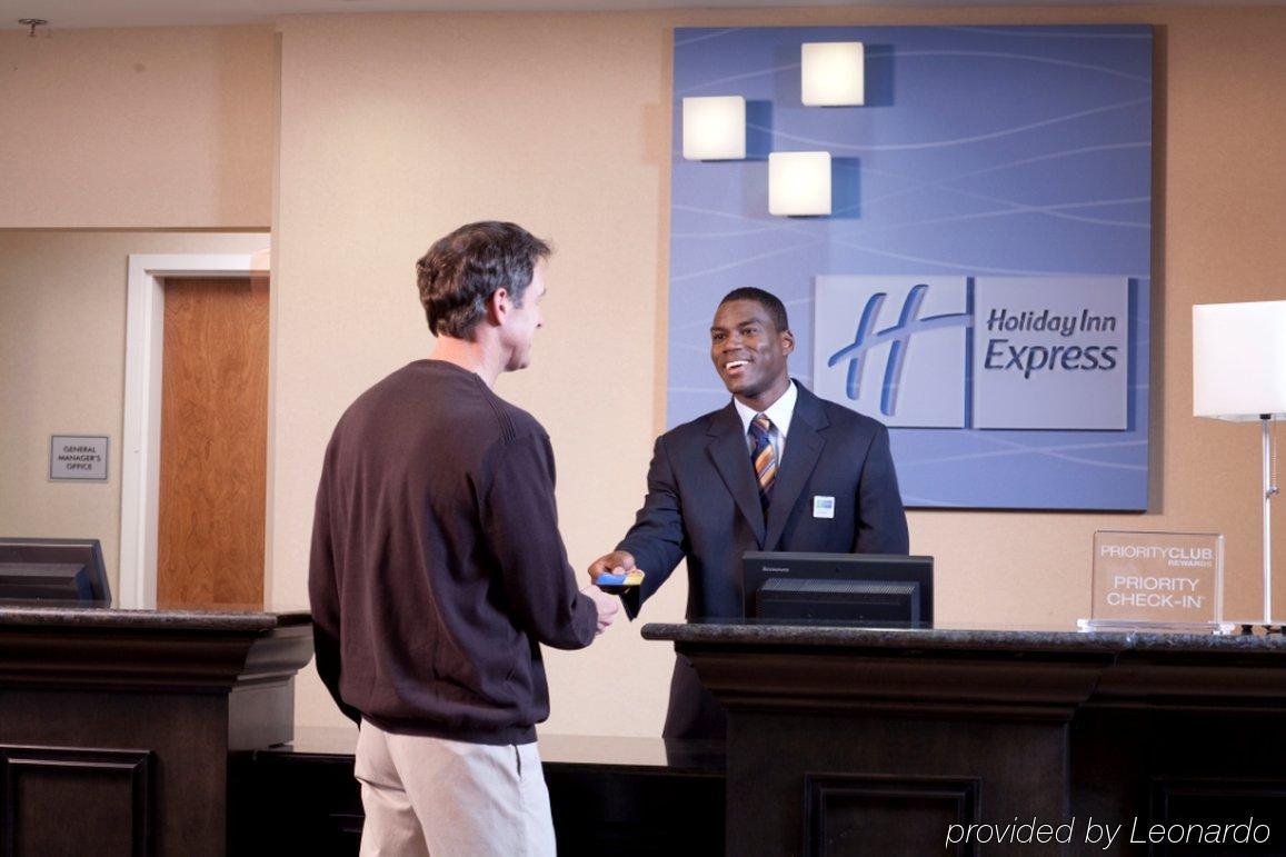 Holiday Inn Express & Suites - Huntsville Airport By Ihg Madison Wnętrze zdjęcie